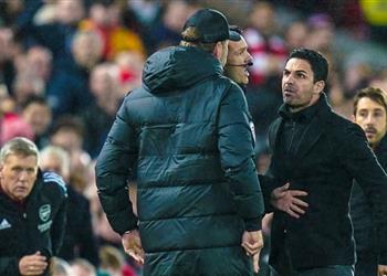 تقارير ليفربول وآرسنال يتنافسان على صفقة قوية من نابولي