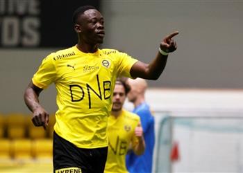 وكيل أكور آدامز يرد عبر بطولات على أنباء مفاوضات الأهلي لضمه