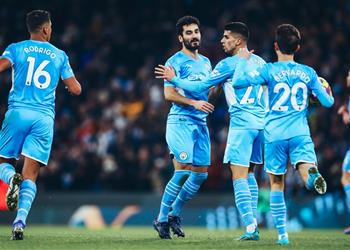 لاعب مانشستر سيتي يعود لدائرة اهتمام برشلونة