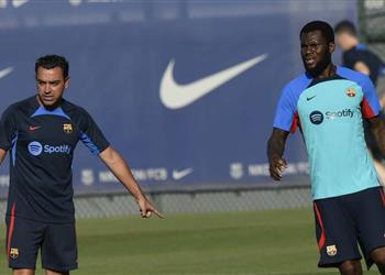 تقارير تشافي يفضل رحيل كيسي من أجل لاعب إنتر ميلان