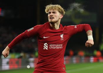 فيديو إليوت يسجل هدف ليفربول الأول أمام ولفرهامبتون