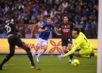 فيديو أفاعي إنتر تلدغ ميلان بثلاثية وتتوج بـ كأس السوبر الإيطالي للمرة السابعة في تاريخ النيراتزوري