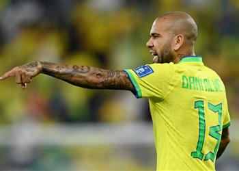 اعتقال داني ألفيس في إسبانيا