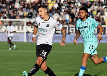 تقارير آرسنال يتوصل لاتفاق مع سبيزيا لضم المدافع كيويور