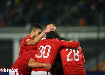 فيتوريا يتابع لاعب الأهلي أمام الزمالك لحسم موقفه من منتخب مصر