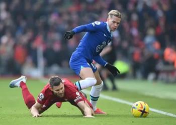 فيديو ليفربول وتشيلسي يواصلان المعاناة بتعادل سلبي في الدوري الإنجليزي بمشاركة محمد صلاح