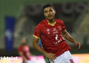 فيديو محمد شريف يسجل هدف الأهلي الأول أمام البنك الأهلي