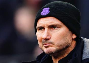 لامبارد يشعر بـ الدمار بعد إقالته من إيفرتون ويتعهد بإثبات نفسه