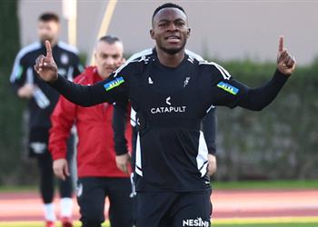 مدربه السابق يكشف سبب رفض بشكتاش رحيل موليكا إلى الأهلي