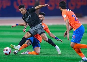 فيديو الفيحاء يطيح بـ الهلال ويتأهل إلى نهائي كأس السوبر السعودي