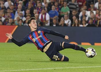 برشلونة يواصل محاولاته لحل أزمة جافي قبل نهاية يناير