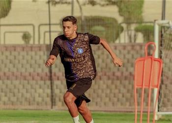 بلحاج أحلم باللعب لـ الأهلي أو الزمالك