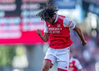 تقارير صفقة آرسنال المحتملة تهدد استمرار محمد النني