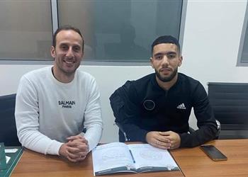 رسمي ا الأهلي يعلن ضم قندوسي 4 سنوات ونصف