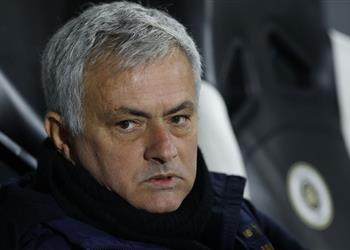 مورينيو لاعب روما لا يريد المشاركة معنا مرة أخرى