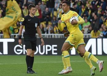 مصطفى محمد يحصل على تقييم متوسط في مباراة نانت وكليرمون فوت