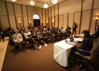 فيفا يعقد اجتماع ا تنسيقي ا مع بعثة الأهلي قبل انطلاق كأس العالم للأندية