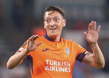 حقيقة اقتراب مسعود أوزيل من الانضمام لـ الفيحاء السعودي