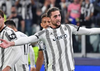 لاجازيتا يوفنتوس يحضر عرض ا للتمديد مع رابيو خوف ا من برشلونة وبايرن ميونخ