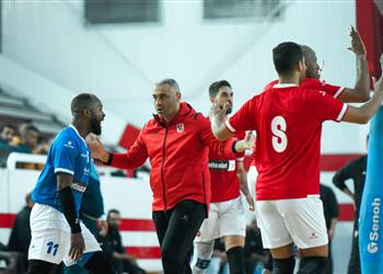 الأهلي يهزم إيسترن كومباني في دوري الطائرة