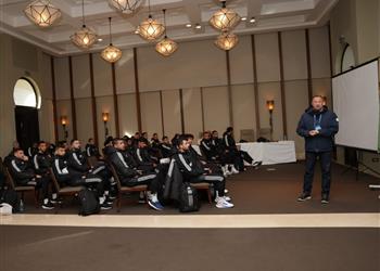 الخطيب يوجه رسالة للاعبي الأهلي قبل منافسات كأس العالم للأندية