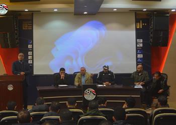 خاص اتحاد الكرة يقرر عودة أيمن دجيش للجنة الحكام