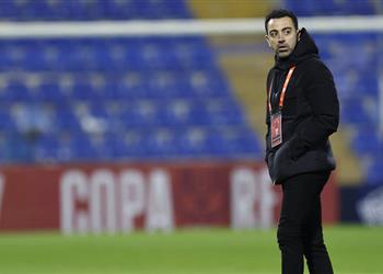 تشافي بعد فوز برشلونة الصعب أمام إنترسيتي مباراة تتركني قلق ا وصعبنا الأمور على أنفسنا