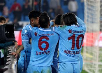 فيديو تريزيجيه يصنع هدف ا في فوز طرابزون سبور بثلاثية أمام جيرسون بالدوري التركي