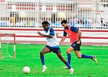 كاراكاس الفنزويلي يشيد بلاعب الزمالك سامسون أكينولا ويعدد مميزاته