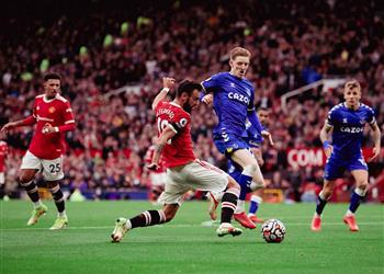 مواعيد مباريات اليوم الجمعة 6 1 2023 والقنوات الناقلة مانشستر يونايتد يواجه إيفرتون وانطلاق خليجي 25