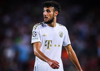 بايرن ميونخ يعلن إصابة نصير مزراوي بالتهاب في القلب