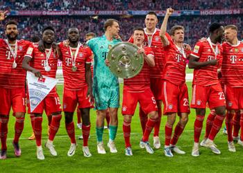 تقارير مدافع بايرن ميونخ يريد الرحيل وبرشلونة يترقب