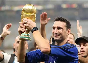 التاريخ والإحصاء سكالوني أفضل مدرب في العالم ومركز تاريخي لـ الركراكي