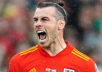 رسمي ا جاريث بيل ي علن اعتزال كرة القدم