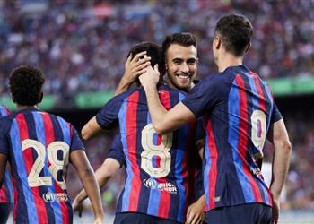 تشافي يصيب مدافع برشلونة بـ القلق