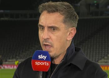 جاري نيفيل عن بيان التحكيم بشأن هدف لويس دياز أمر مروع