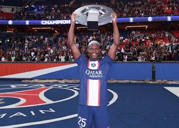 رسالة من مينديز لجماهير باريس سان جيرمان بعد إصابته بقطع في الرباط الصليبي