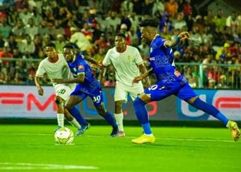 فيديو سينيجيدا يسجل هدف التعادل وي صع ب مهمة فيوتشر في الكونفدرالية