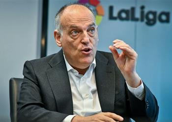 تيباس ساخرا باريس سان جيرمان سيفوز ببطولة إهدار الأموال