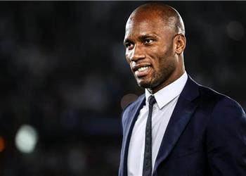 دروجبا كوت ديفوار في قمة السعادة باستضافة الكان والأرض لا تلعب مع أصحابها