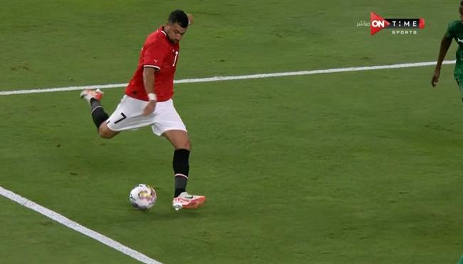 تصدي حارس مرمي زامبيا يحرم تريزيجية من تسجيل هدف رائع