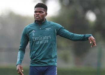 مدرب غانا ي طمئن آرسنال بشأن حالة توماس بارتي