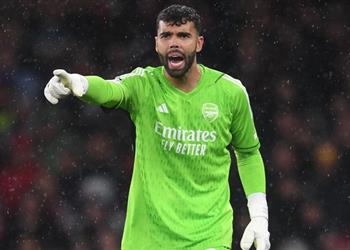 رايا يعلق على جلوس رامسديل احتياطيا ويصرح اللعب في آرسنال يمنحك الفخر