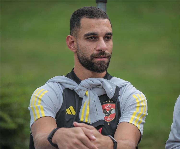 عمرو السولية لاعب الأهلي