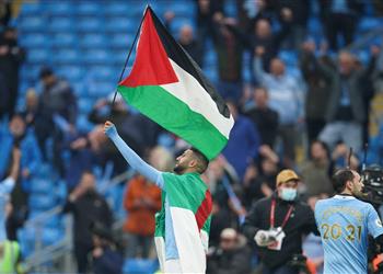 رياض محرز فلسطين حرة تعني إنهاء أكبر سجن مفتوح في العالم