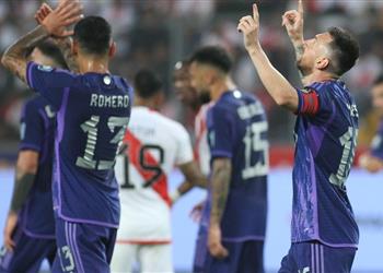فيديو ميسي يقود الأرجنتين للفوز على بيرو بثنائية في تصفيات كأس العالم