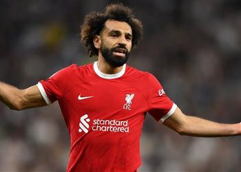 كلوب يرسل كشافين لمراقبة بديل محمد صلاح في ليفربول