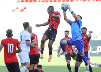 فيديو المصري يفوز على طلائع الجيش بهدف في الدوري الممتاز