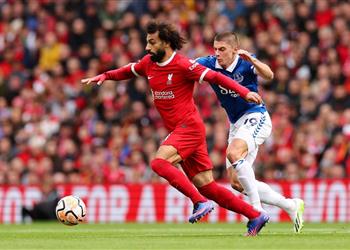 كراوتش محمد صلاح مثل الآلة ولا يستطيع أحد إيقافه