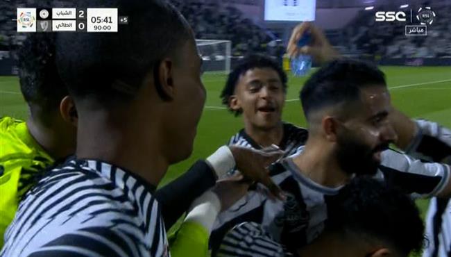 اهداف مباراة الشباب والطائي 2 0 الدوري السعودي